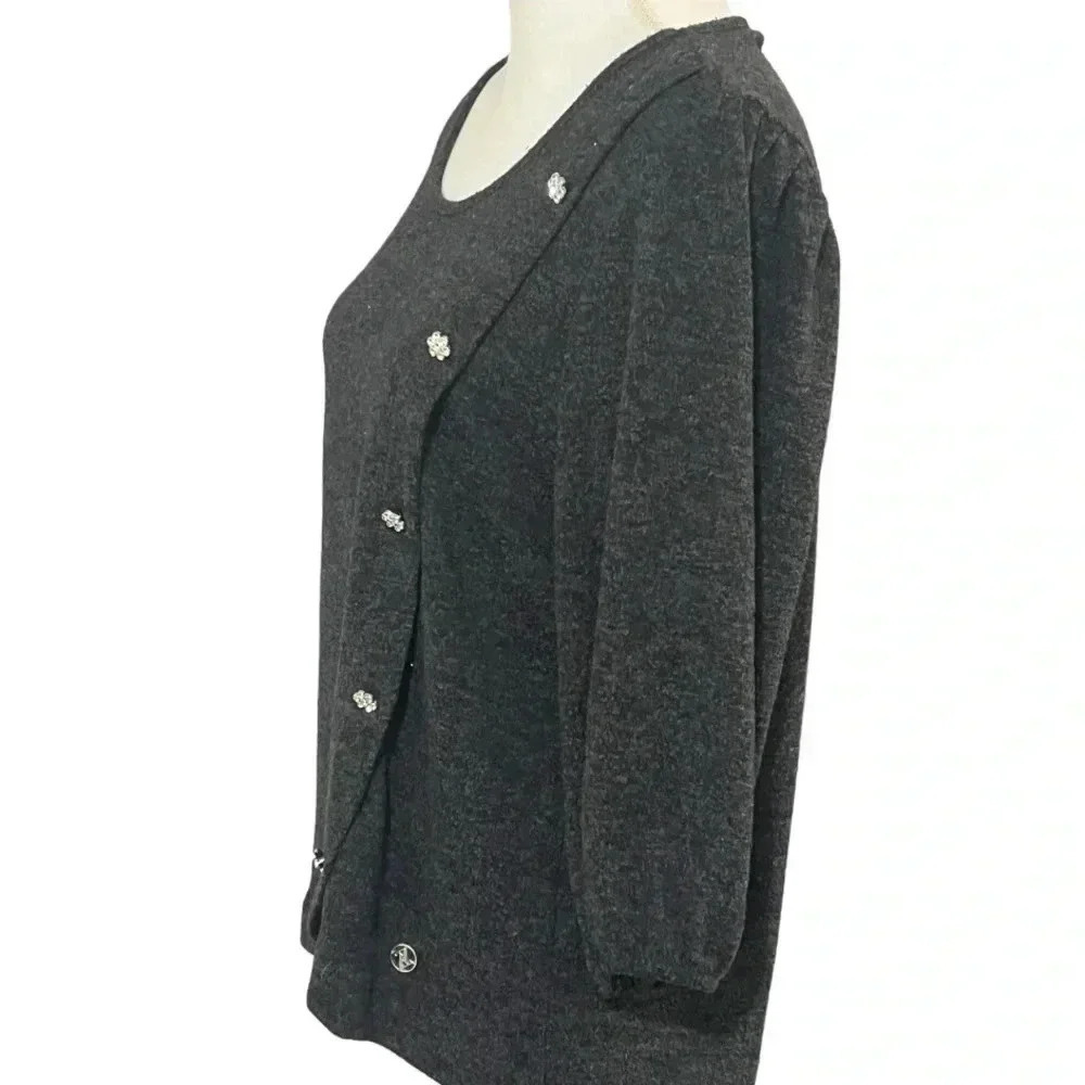 Adrienne Vittadini size XL soft light weight sweater, embellished buttons - Picture 3 of 8